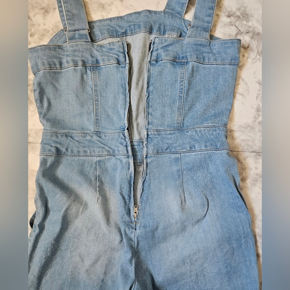DOLLHOUSE Cropped Wide-Leg, light wash, raw-edge hems Denim Overalls! - Picture 13 of 14